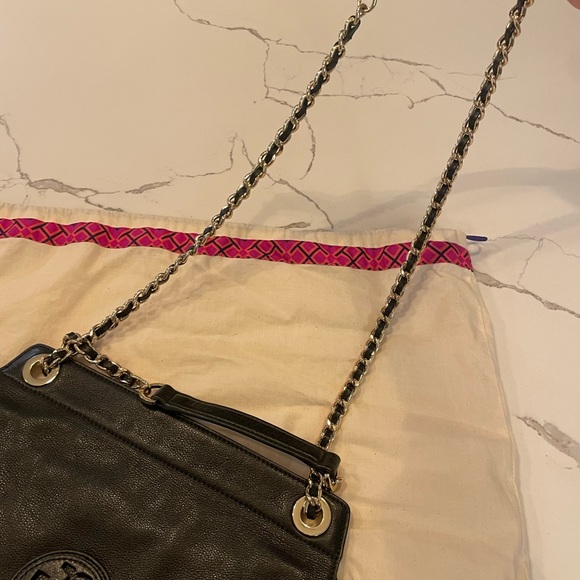 Tory Burch Black Leather Marion Shoulder Bag - Picture 6 of 8